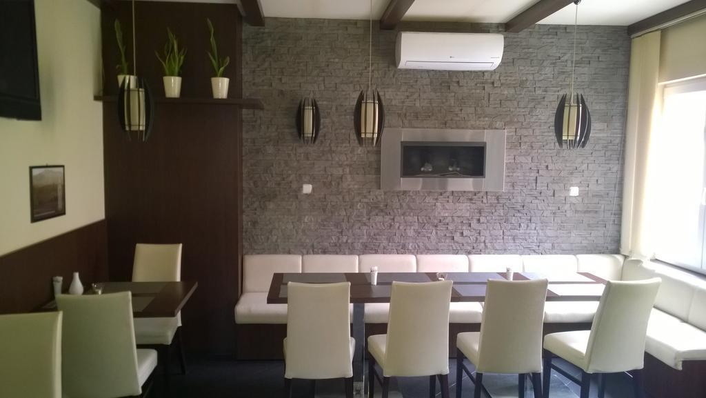 Penzion Toscana Lanžhot Eksteriør billede