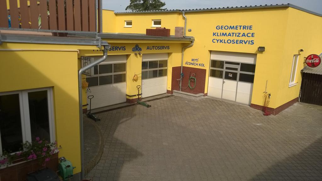 Penzion Toscana Lanžhot Eksteriør billede