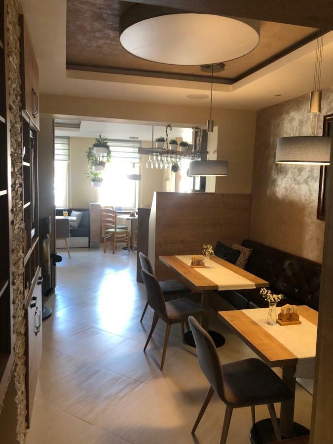 Penzion Toscana Lanžhot Eksteriør billede